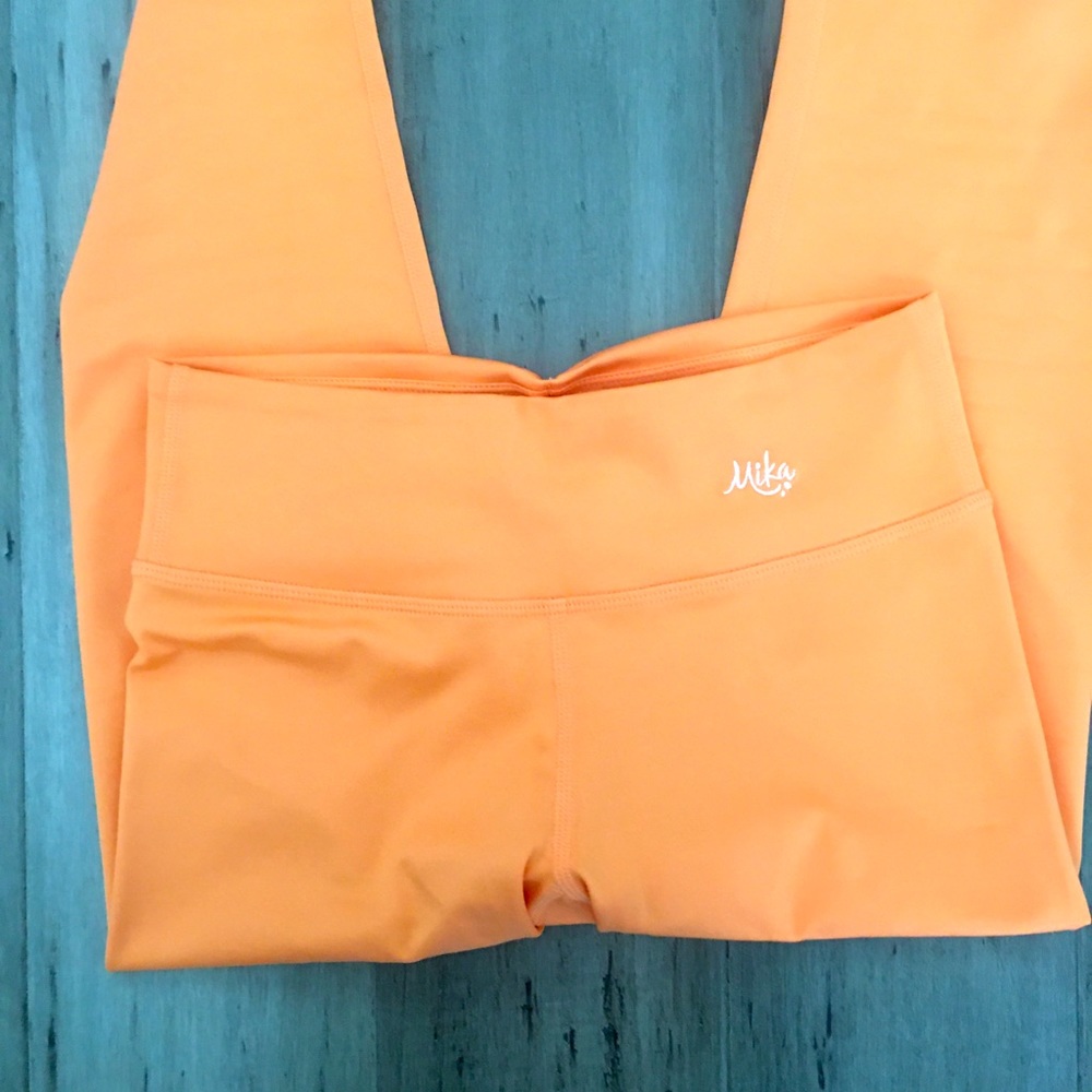 Mika Yoga Wear Kaya Scrunch Yoga Leggings